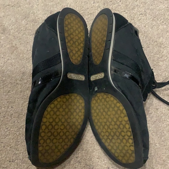 Authentic coach shoes - Picture 2 of 2